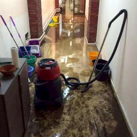 Фото уборки после затопления или пожара